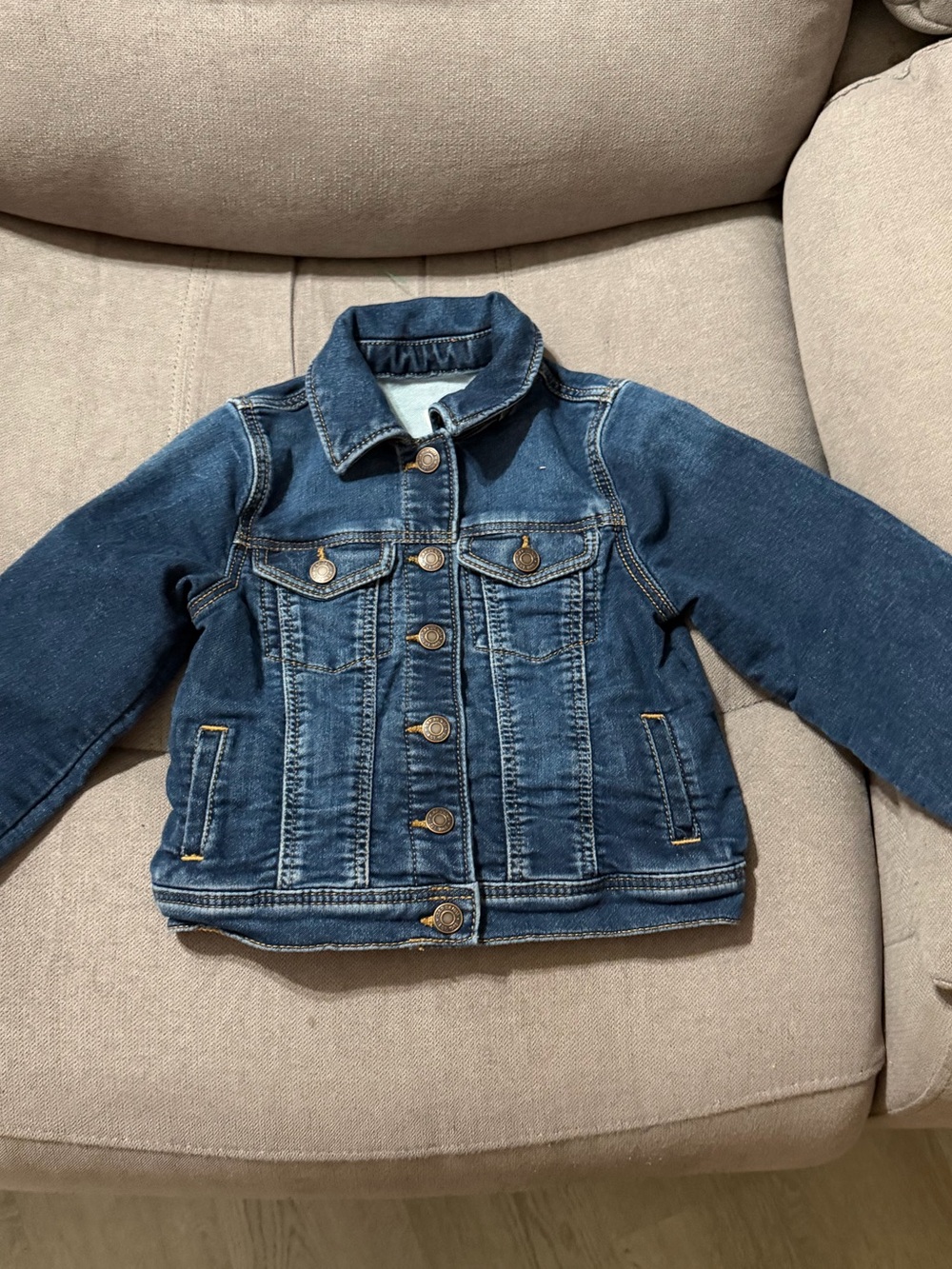 GAP Size 4 Kids Indigo Denim Jacket with Button Front